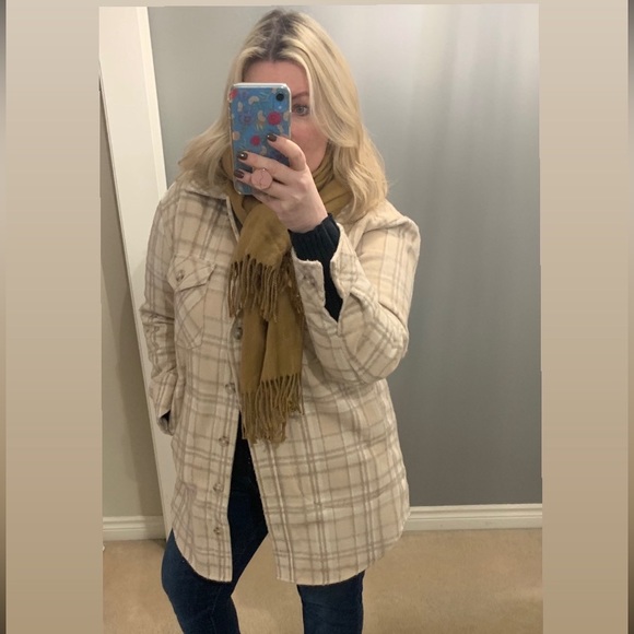 Gentle Fawn Shacket. Canadian designer. Only worn 2,3 times. - Picture 4 of 5